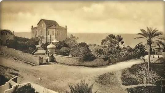 مدخل الجامعة الأميركية بيروت سنة 1919 